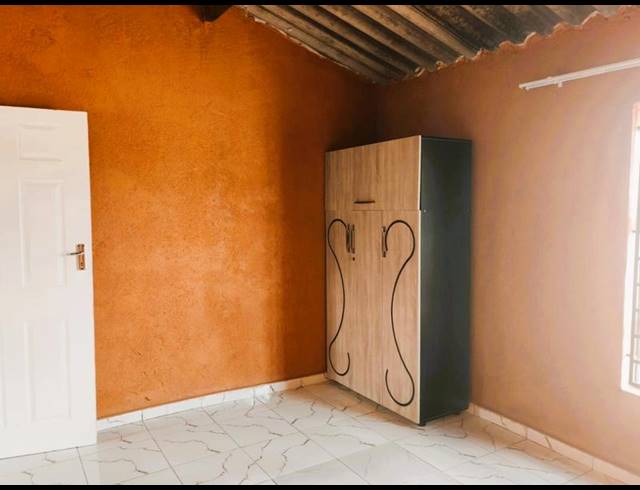 2 BEDROOM PROPERTY TO RENT IN MANKWENG